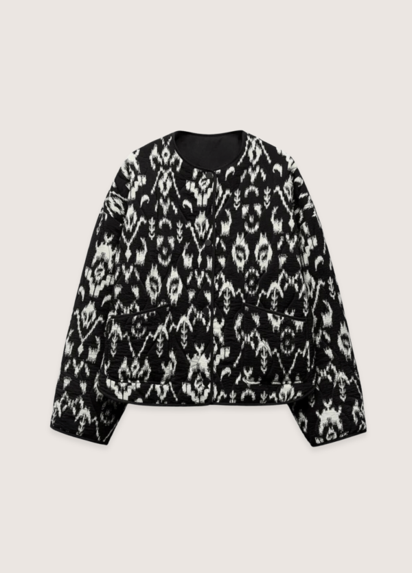 veste kimono noir et blanc